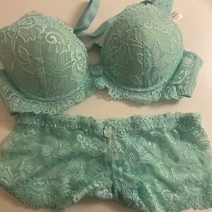 34B Bra and panties set